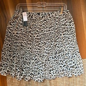 Leopard print mini skirt banana republic